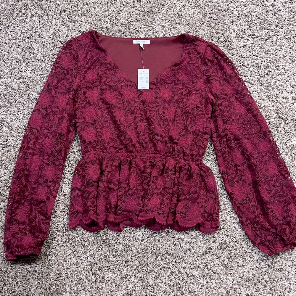 Maurice’s Womens Size Small Lace Top